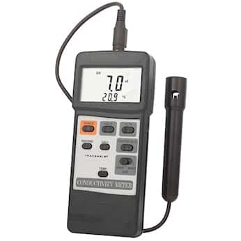 Traceable Dual-Display Conductivity Meter with Calibration
