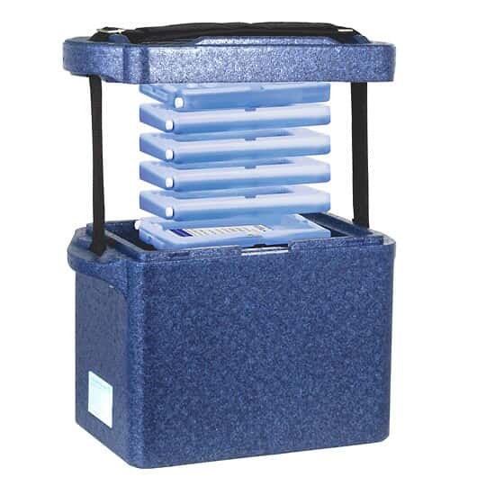 Cole-Parmer Transport Box 10 L with Two 4°C End-Caps and Four 4°C Frames