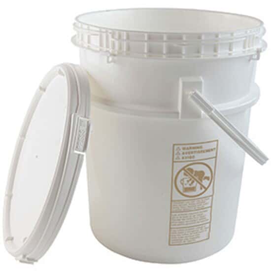 ColeParmer ScrewTop HDPE Pail with Handle, 5 gal (19 L); 1/Pk from