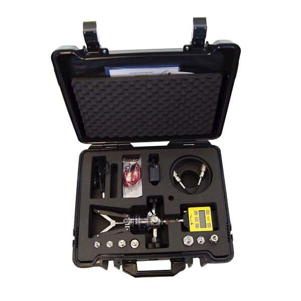 Portable Pressure Calibrator, complete hydraulic pump kit Sku1610532 from ColeParmer United Kingdom