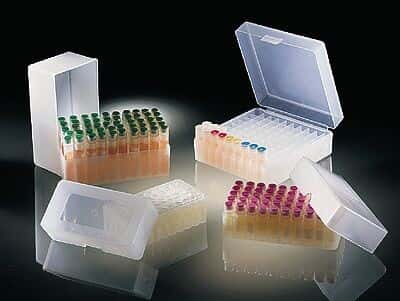 Polypropylene storage boxes with unattached lid for 50 (1.5 mL) tubes, 6/pack