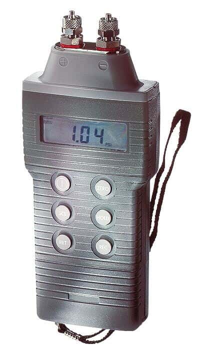 COMARK Handheld Differential Pressure Gauge, 0 to 2100 mbar, Dry Use