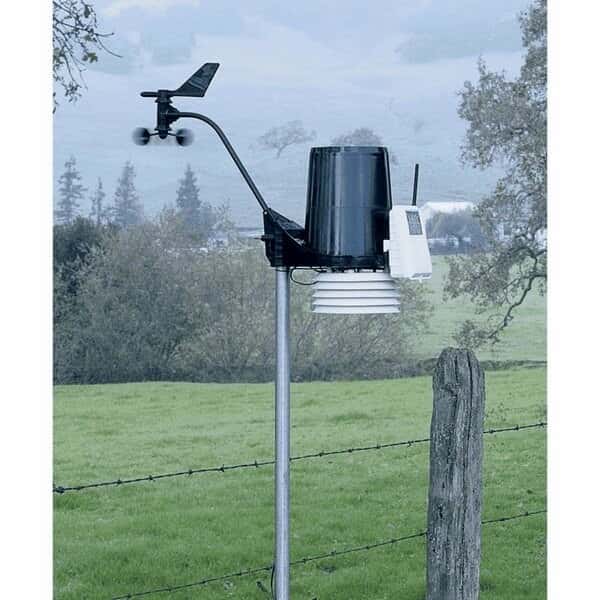 Davis Instruments 6162 Plus Wireless Weather Station; UV, Solar from ColeParmer Canada