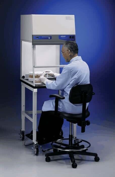 Labconco 3970322 3-ft PCR Enclosure, 230V