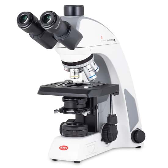 Motic Instruments Panthera C2 Compound Trinocular Microscope, Simple Phase Package, LED and Halogen, 40-400X; 100 to 240 VAC