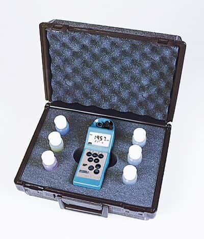 Myron L PKUU hardside protective case with calibration solutions, for 4PII and 6PII meters