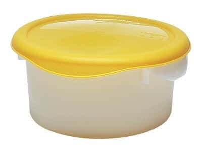Rubbermaid 5723 WHITE Storage Containers with Handle, White HDPE, 6 quart