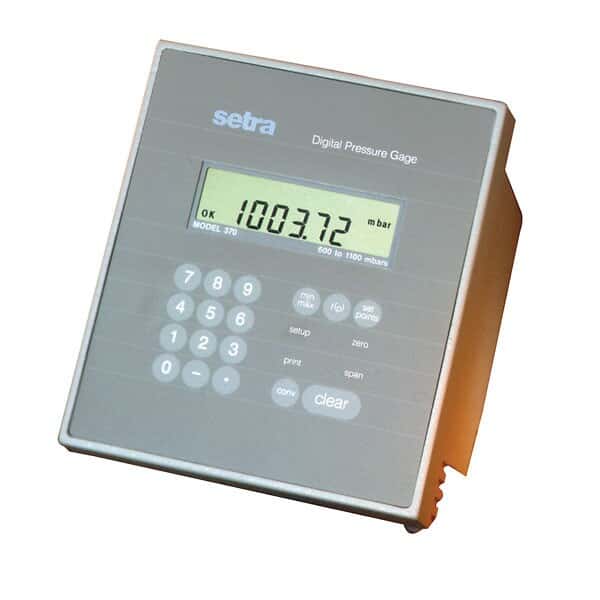 Setra 370 600-1100 HPA Barometric pressure monitor, 600 to 1100 hPa/mb