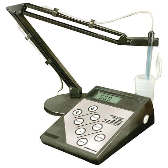 Traceable High Accuracy, Benchtop Conductivity Meter and Probe with