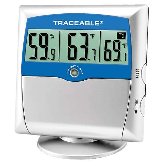 Traceable Digital Thermohygrometer with Dew Point and Calibration from