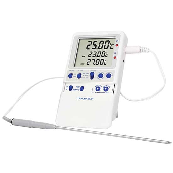 Traceable Extreme-Accuracy Digital Thermometer, 25°C; 1 Stainless Steel Probe