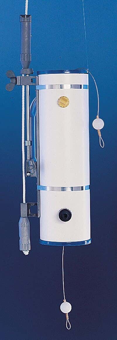 Wildco 1120-C40 Vertical alpha water sampler, acrylic, 2.2 L