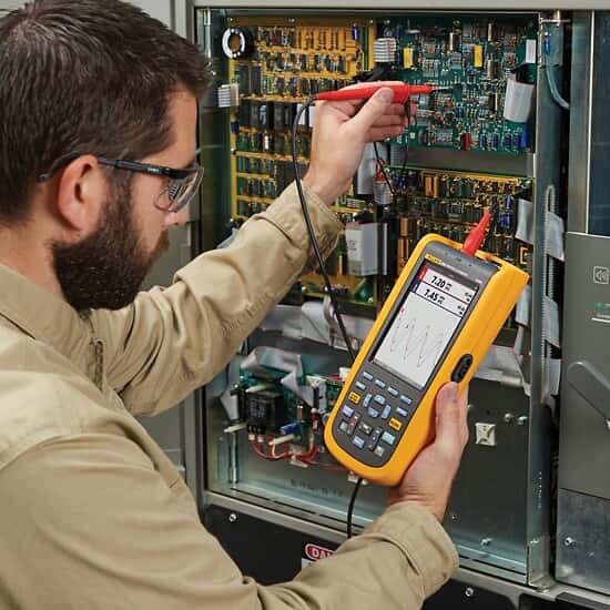 Fluke 120B Series ScopeMeter® Handheld Oscilloscopes ColeParmer